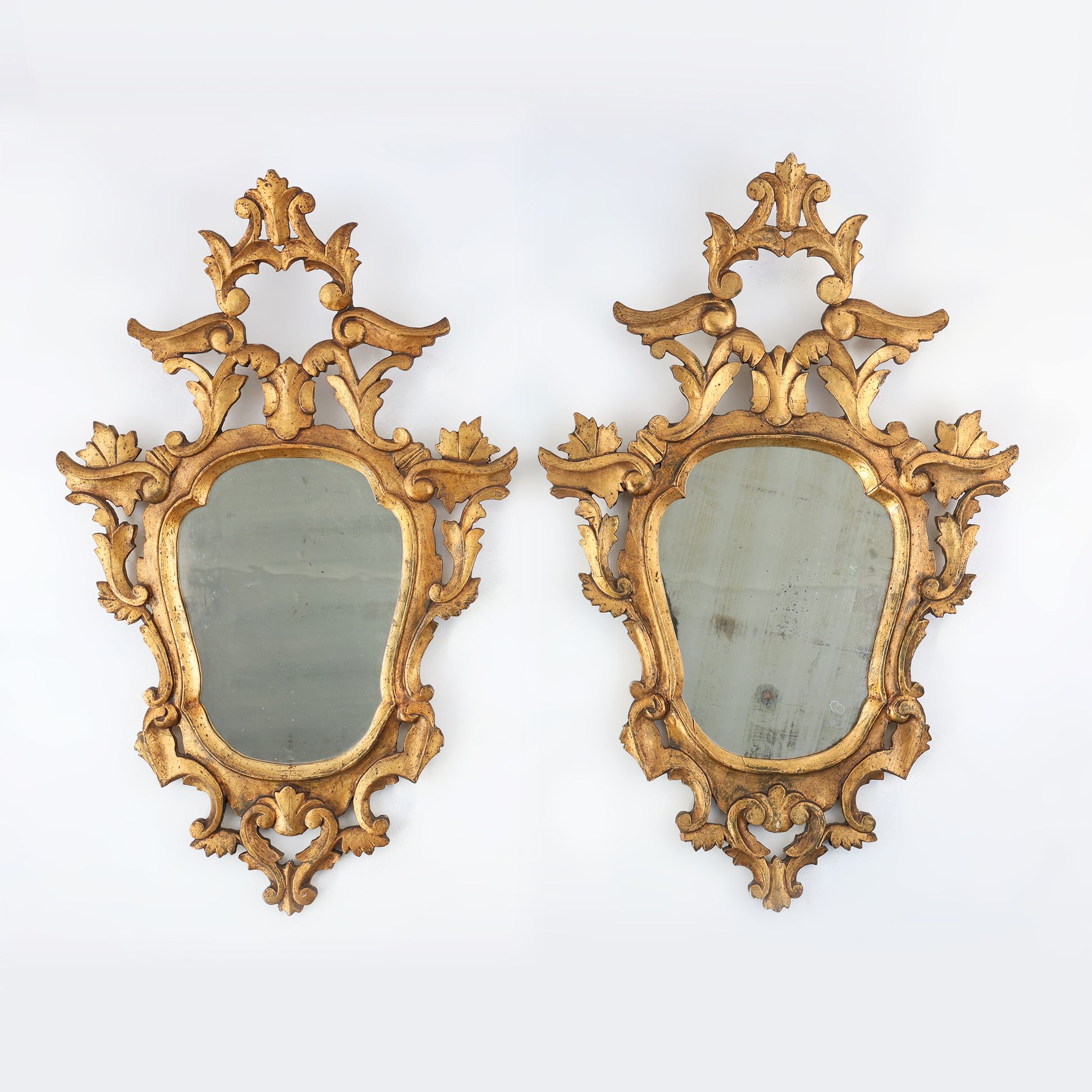 Pair of two Venetian Rococo giltwood mirrors, ca. 1850 Italy-img